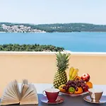 Tom Trogir